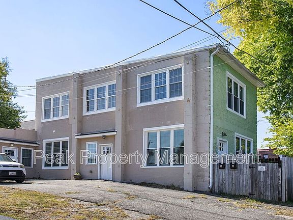 2nd image of 1409 Catherine St APT B