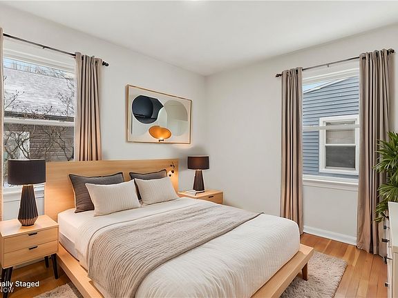 4th image of 10103 Beaconsfield Dr
