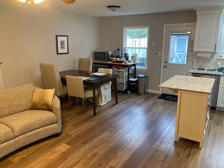 dining area adjacent kitchen