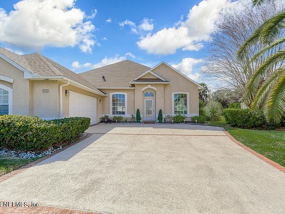4th image of 321 LAUDEN Court