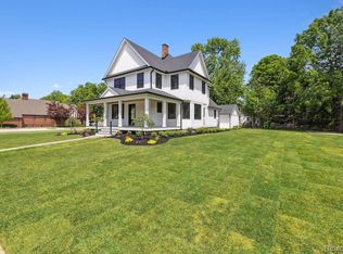 622 W Main St, Brighton, MI 48116