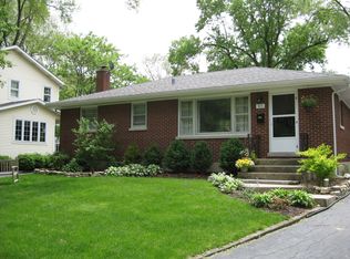 315 8th St, Downers Grove, IL 60515