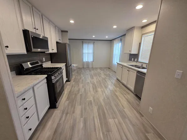 175 N Michigan Ave #203, Coldwater, MI 49036