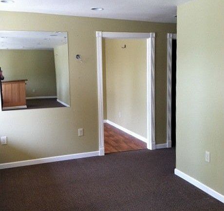 3rd image of 2541 Griffin Ave
