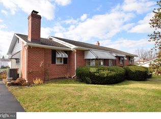 2828 Lillian Ave, Willow Grove, PA 19090