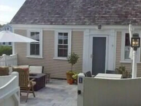 15 Carver Street UNIT 1, Provincetown, MA 02657