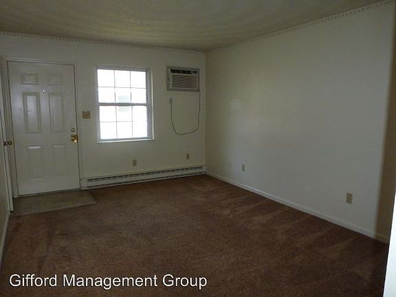 2nd image of 6215-A Wellington St