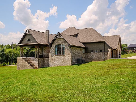 5th image of 1043 Emerald Valley Dr