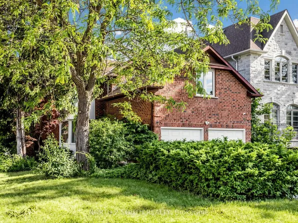 19 Roosevelt Dr, Richmond Hill, ON L4C 6V1