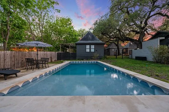 1503 Drake Ave #B — Photo 15