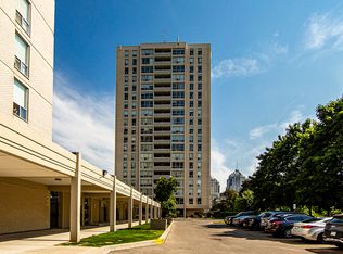 Bayview Village Place, Toronto, ON M2K 1B8