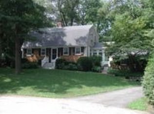 22 Windsor Dr, Hingham, MA 02043