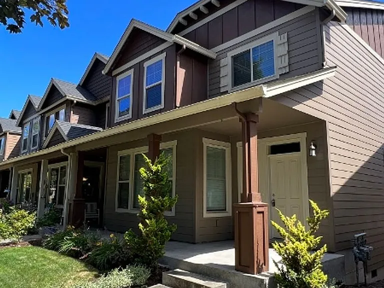3526 Hepburn St NE — Photo 1