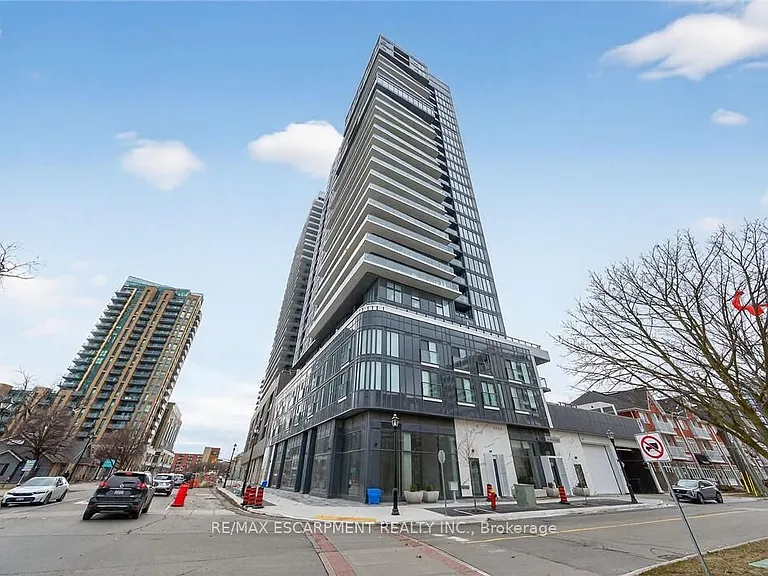 370 Martha St #710 — Photo 2