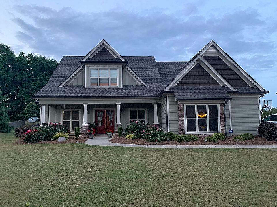1st image of 1015 Gold Finch Dr