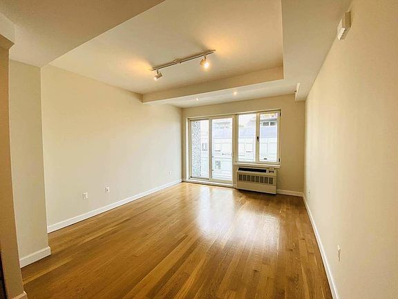 4th image of 278 6th St APT 8E