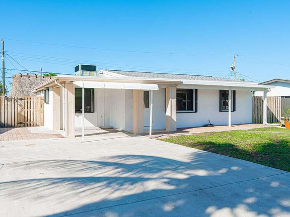 3rd image of 3110 Scanlan Avenue