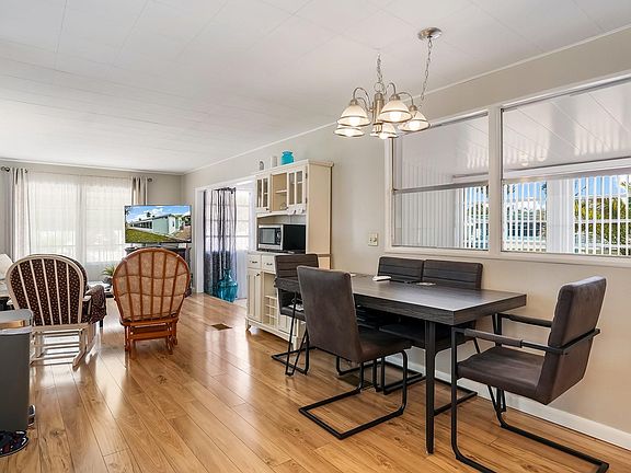 4th image of 8500 SW 21st Street