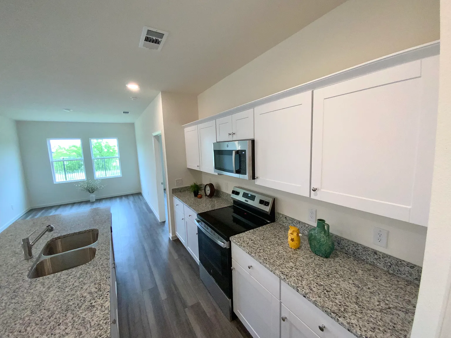 8248 Muscovy Dr — Photo 4