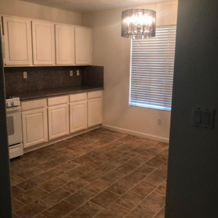 2nd image of 4822 Ews Woods Blvd