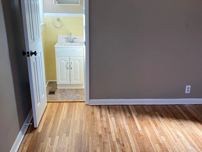 601 S Woodlawn Blvd — Photo 12
