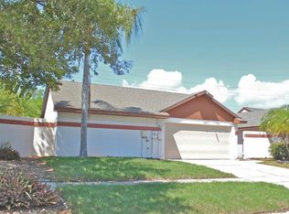 7113 Silvermill Dr, Tampa, FL 33635