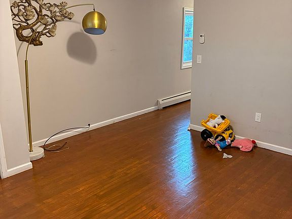 5th image of 426 13th Ave