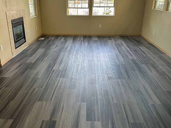 2nd image of 14362 NE 189th Ct
