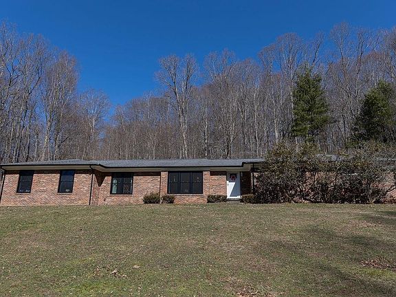 4th image of 601 Fill St