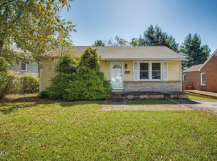 815 Polk Ave, Johnson City, TN 37604