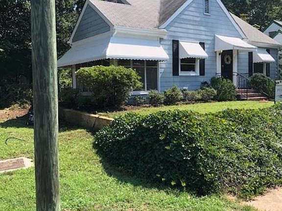 2nd image of 3420 Rosewood Ave