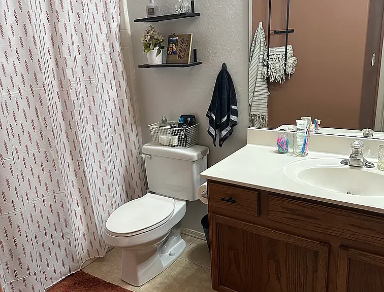 3010 E Kings Ave — Photo 12