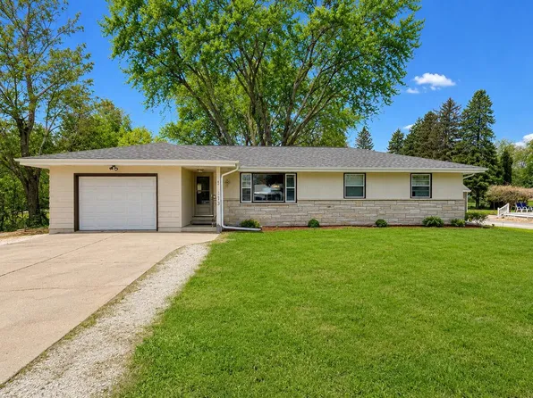 W162N11673 Park AVENUE, Germantown, WI 53022