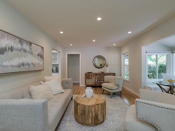 5th image of 373 Belmont Ave