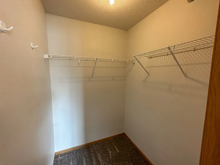 221 Sheldon Ave — Photo 22