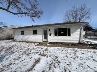 1613 Robinson St, Danville, IL 61832