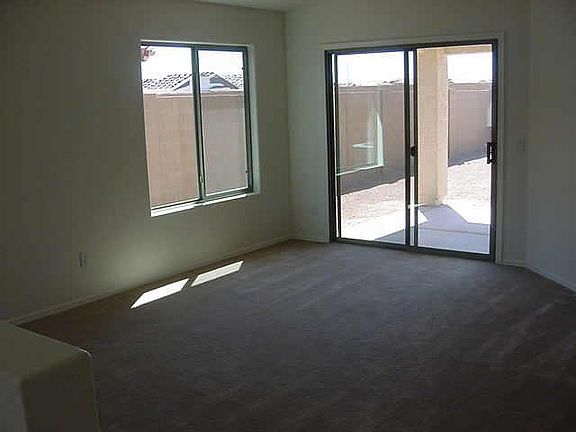 4th image of 1283 E Elm Street