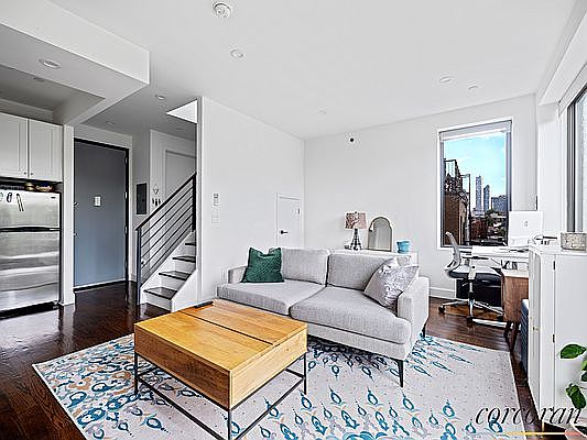 3rd image of 491 Myrtle Ave #4B