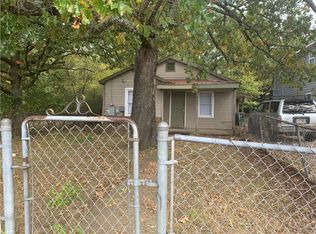 1932 W Stone St, Fayetteville, AR 72701
