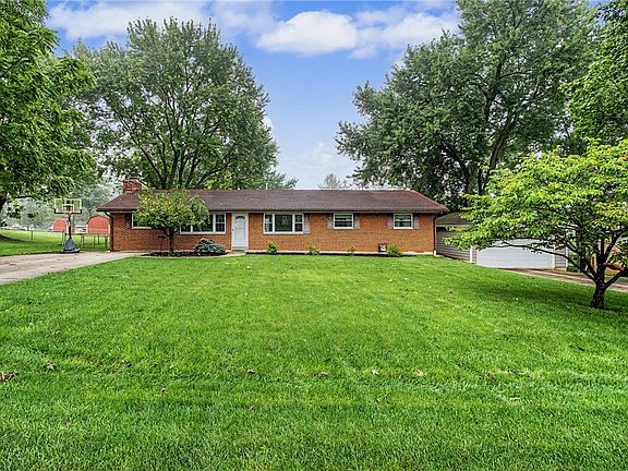 3rd image of 2863 Crone Rd
