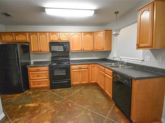 4th image of 13308 Moss Pt #A