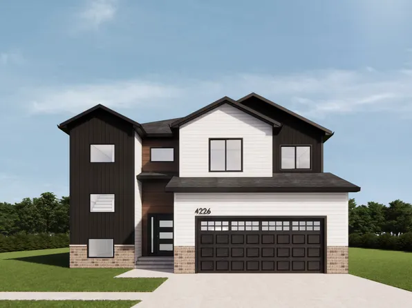 6720 30th St S, Fargo, ND 58104