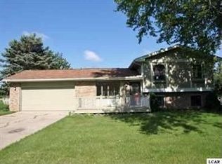 320 Sunset Dr, Clinton, MI 49236
