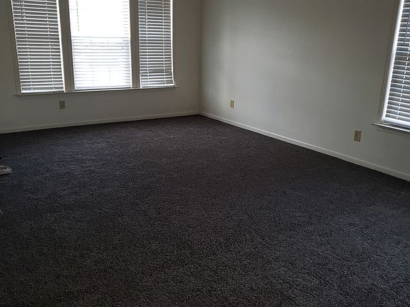 5th image of 10933 Albertson Dr