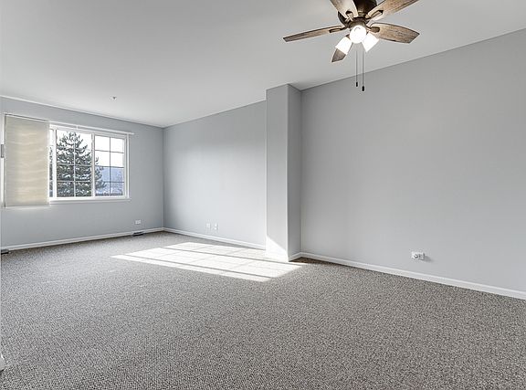 3rd image of 722 Hanbury Dr