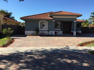 19980 NW 78th Path, Hialeah, FL 33015