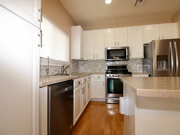 4th image of 10372 E Malta St
