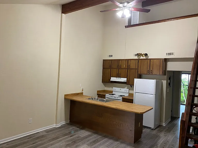 1235 Chee Ln — Photo 4