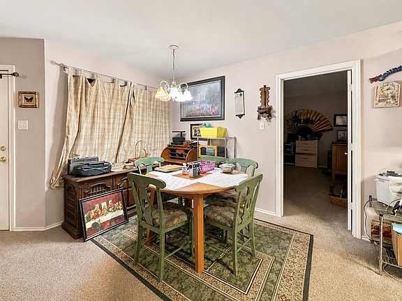5th image of 107 Lake Dr
