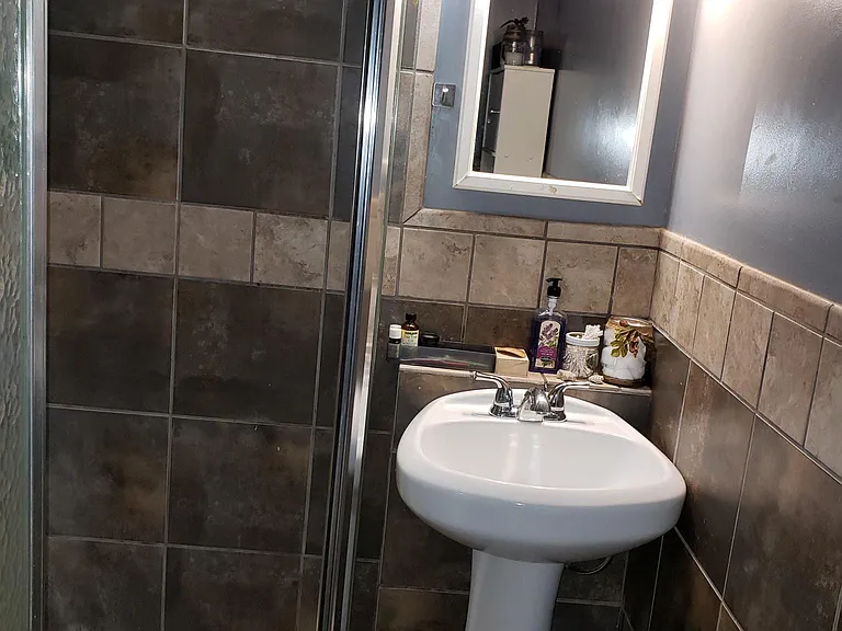 258 Richard St #1 — Photo 3
